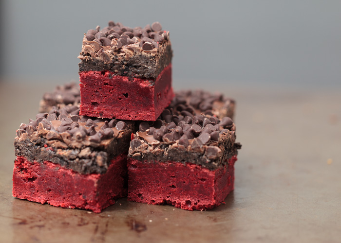 Red Velvet Oreo Truffle Chocolate Crunch Brownies  |  Lemon & Mocha