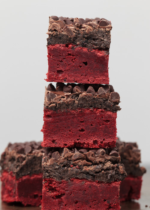 Red Velvet Oreo Truffle Chocolate Crunch Brownies  |  Lemon & Mocha