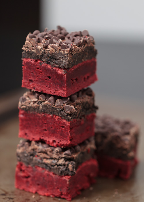 Red Velvet Oreo Truffle Chocolate Crunch Brownies  |  Lemon & Mocha