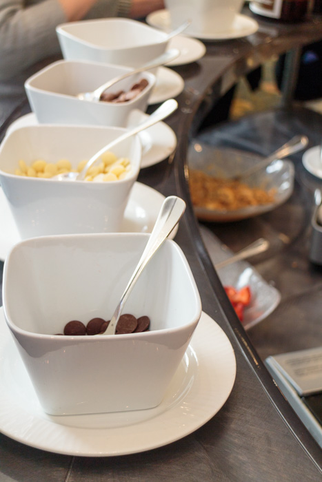 Review of Café Fleuri's Chocolate Bar Brunch at the Langham, Boston  |  Lemon & Mocha