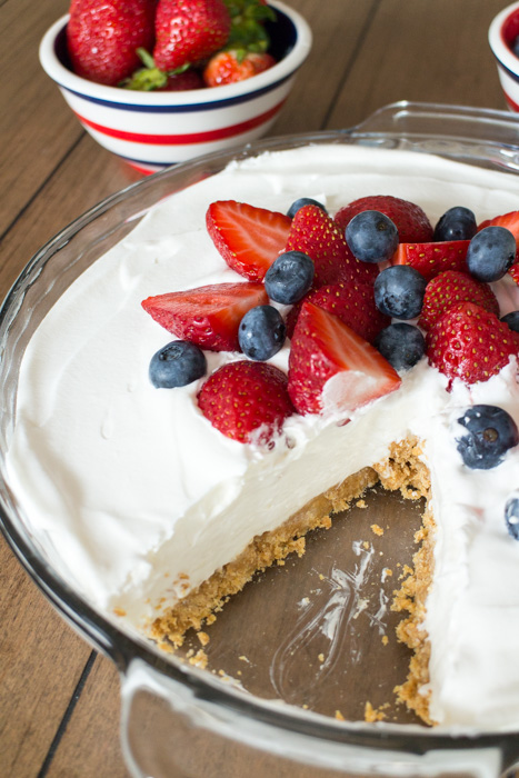 No-bake Red, White & Blue Lemonade Cheesecake Pie  |  Lemon & Mocha