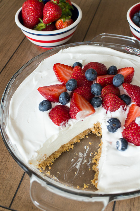 No-bake Red, White & Blue Lemonade Cheesecake Pie  |  Lemon & Mocha