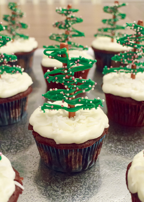 Christmas Tree Cupcakes  |  Lemon & Mocha