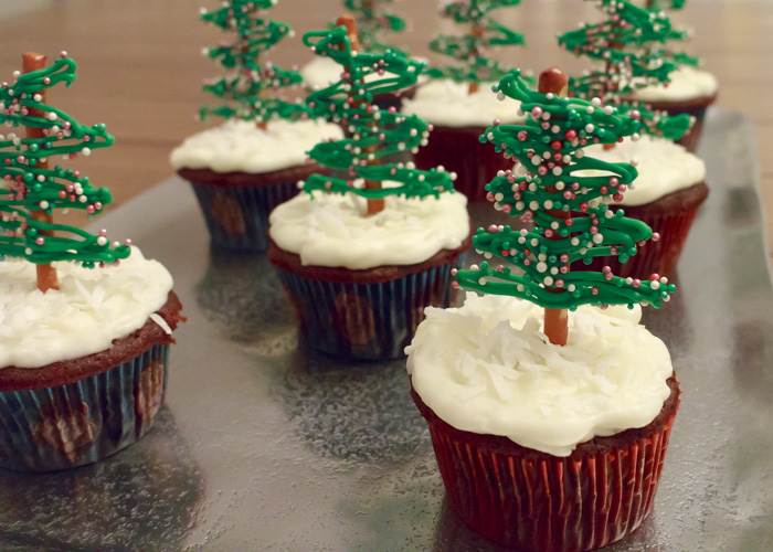 Christmas Tree Cupcakes  |  Lemon & Mocha