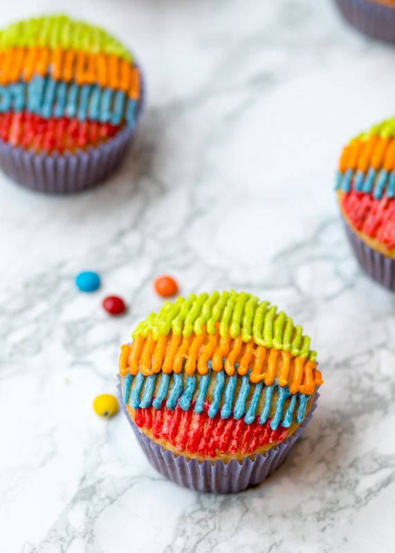 Funfetti Mini M&M Piñata Cupcakes  |  Lemon & Mocha