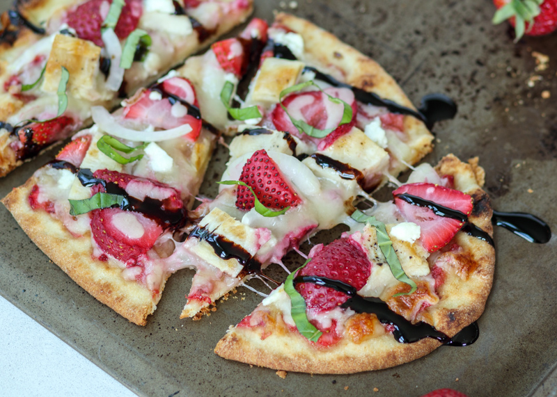 Mini Strawberry Balsamic Pizzas with Chicken & Sweet Onion  |  Lemon & Mocha