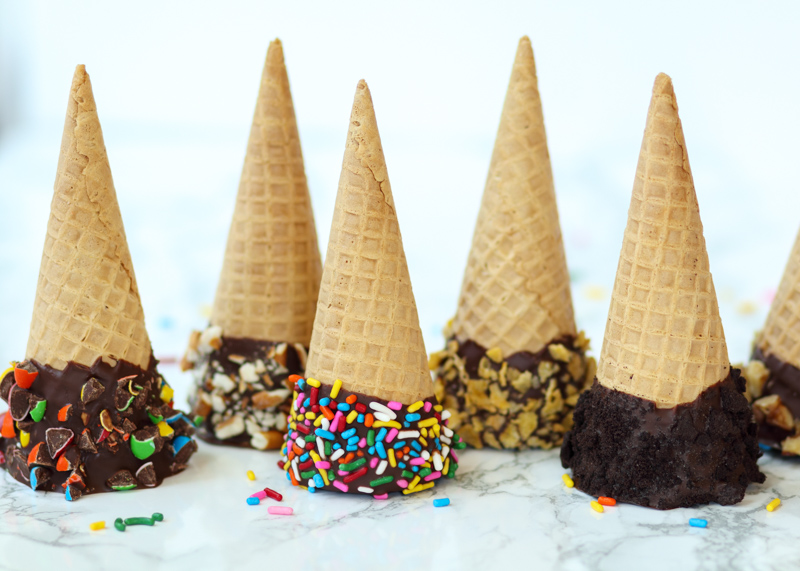 Chocolate Dipped Ice Cream Cones  |  Lemon & Mocha