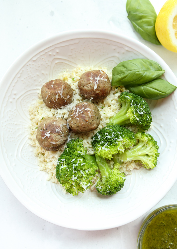 Baked Pesto Turkey Meatballs over Lemon Cauliflower Rice  |  Lemon & Mocha