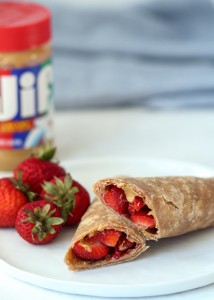 Strawberry Peanut Butter Wraps  |  Lemon & Mocha