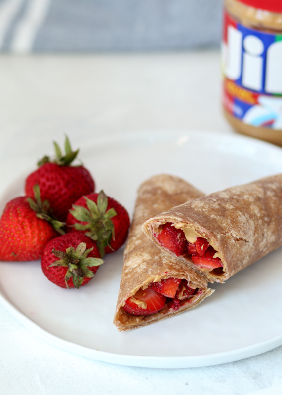 Strawberry Peanut Butter Wraps  |  Lemon & Mocha