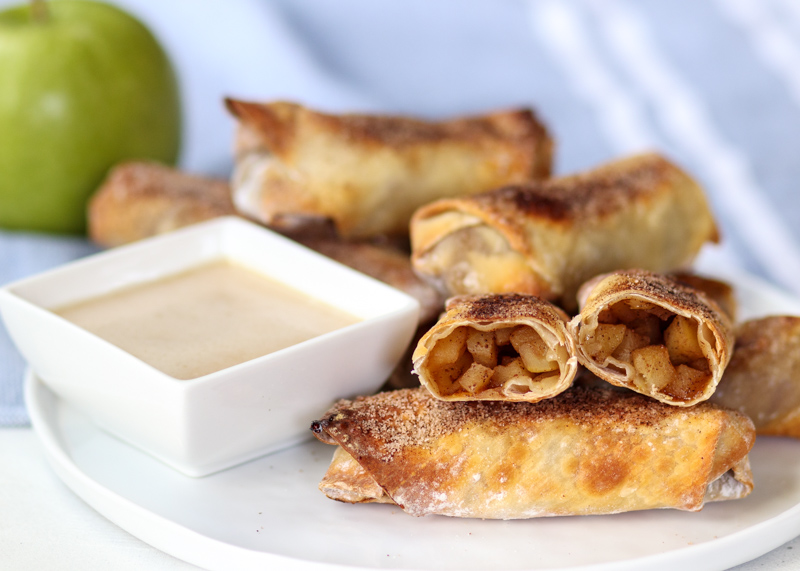 Crispy Baked Apple Pie Bites with a Chai Vanilla Dipping Sauce  |  Lemon & Mocha