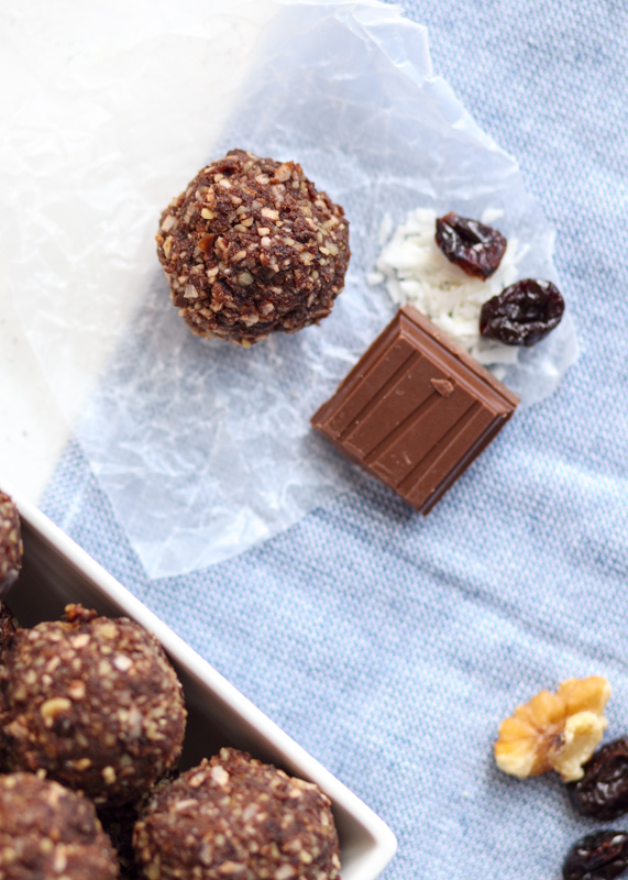 Chocolate Cherry Coconut Energy Balls  |  Lemon & Mocha