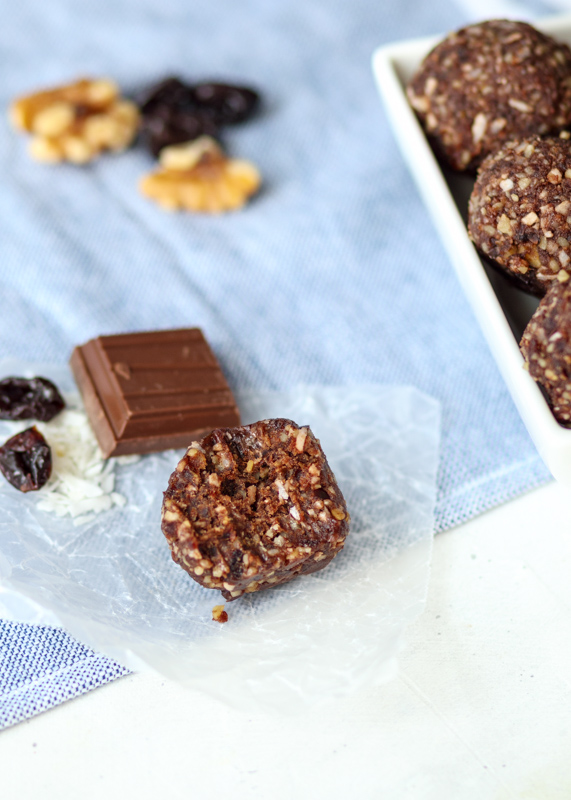 Chocolate Cherry Coconut Energy Balls  |  Lemon & Mocha