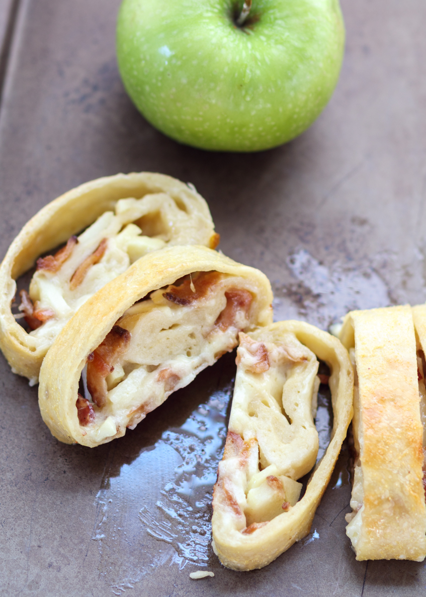 Apple, Bacon and Brie Bread  |  Lemon & Mocha