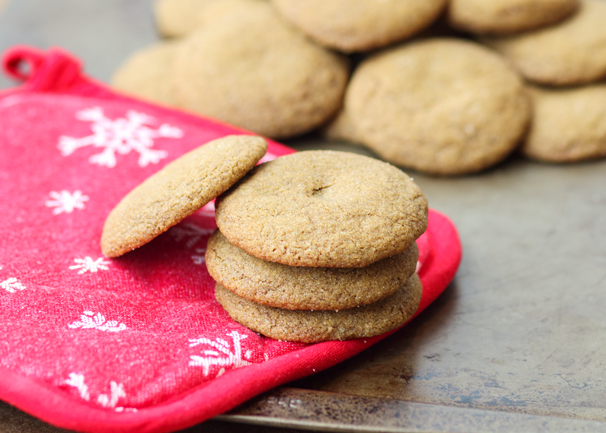 Soft Gingersnap Cookies  |  Lemon & Mocha