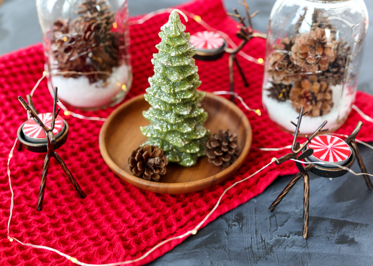 Easy Christmas Table Decorations  |  Lemon & Mocha