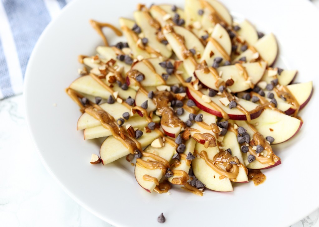 Apple Nachos  |  Lemon & Mocha