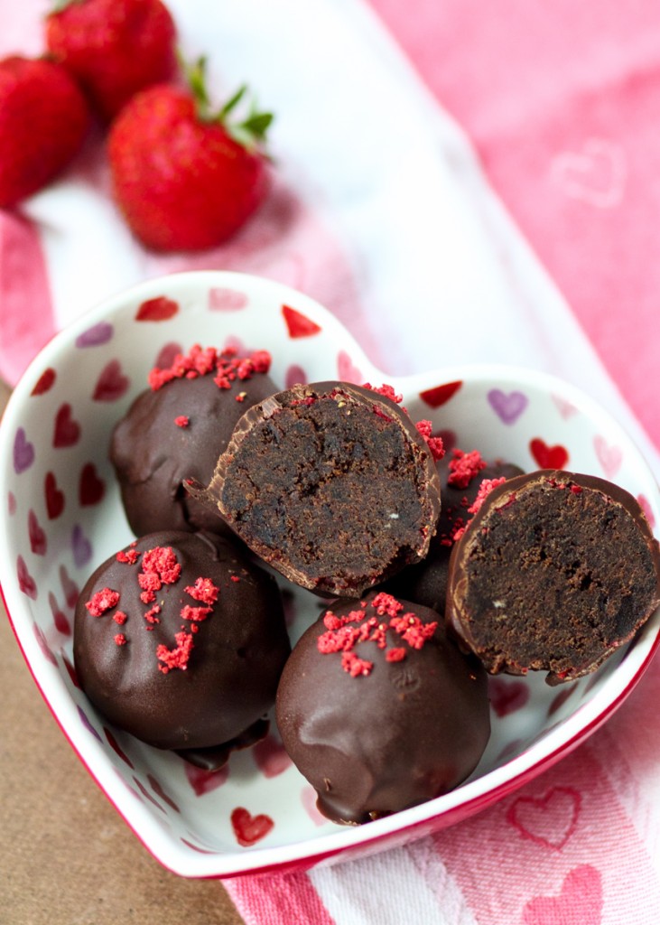 Strawberry Chocolate Ganache Cake Balls  |  Lemon & Mocha