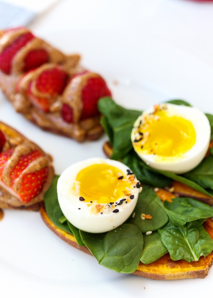 Sweet and Savory Breakfast Sweet Potato Toasts  |  Lemon & Mocha