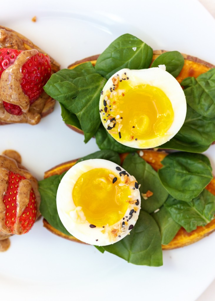 Sweet and Savory Breakfast Sweet Potato Toasts  |  Lemon & Mocha