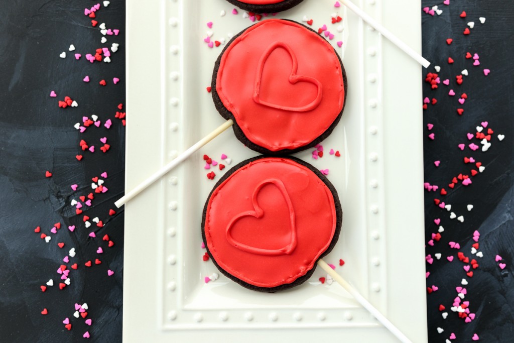 Chocolate Raspberry Heart Cookie Pops  |  Lemon & Mocha