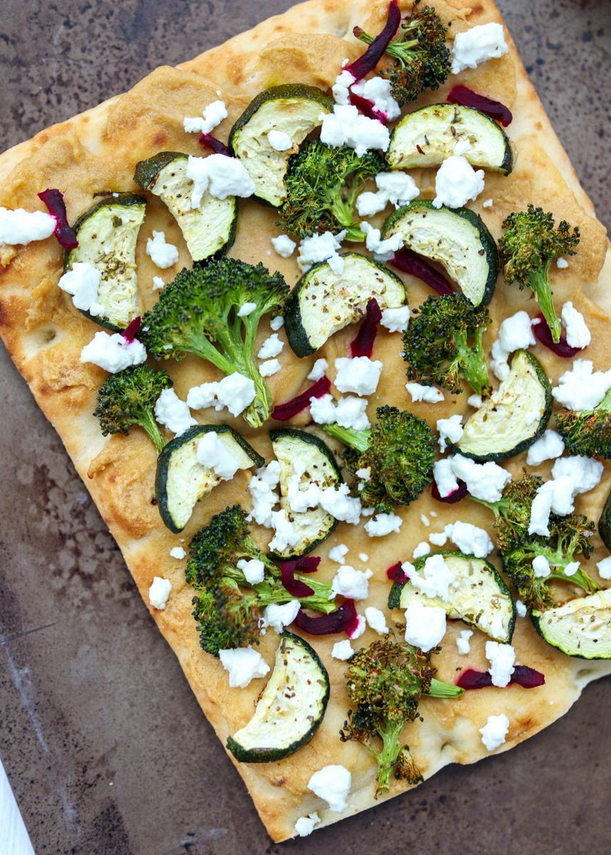 Hummus and Roasted Veggie Flatbread Pizza  |  Lemon & Mocha