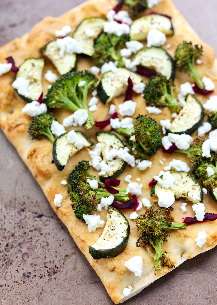 Hummus and Roasted Veggie Flatbread Pizza  |  Lemon & Mocha