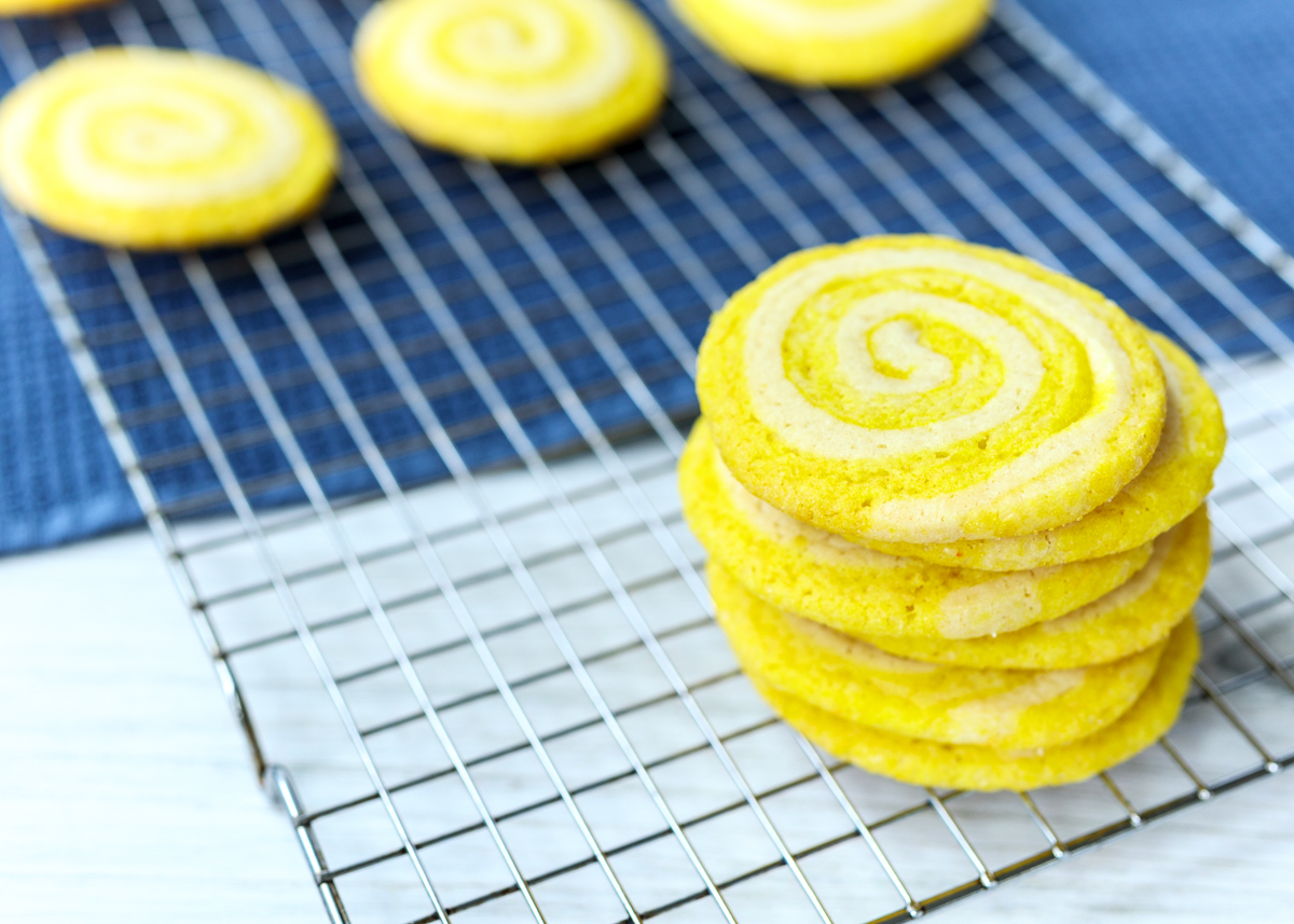 Lemonade Pinwheel Cookies  |  Lemon & Mocha