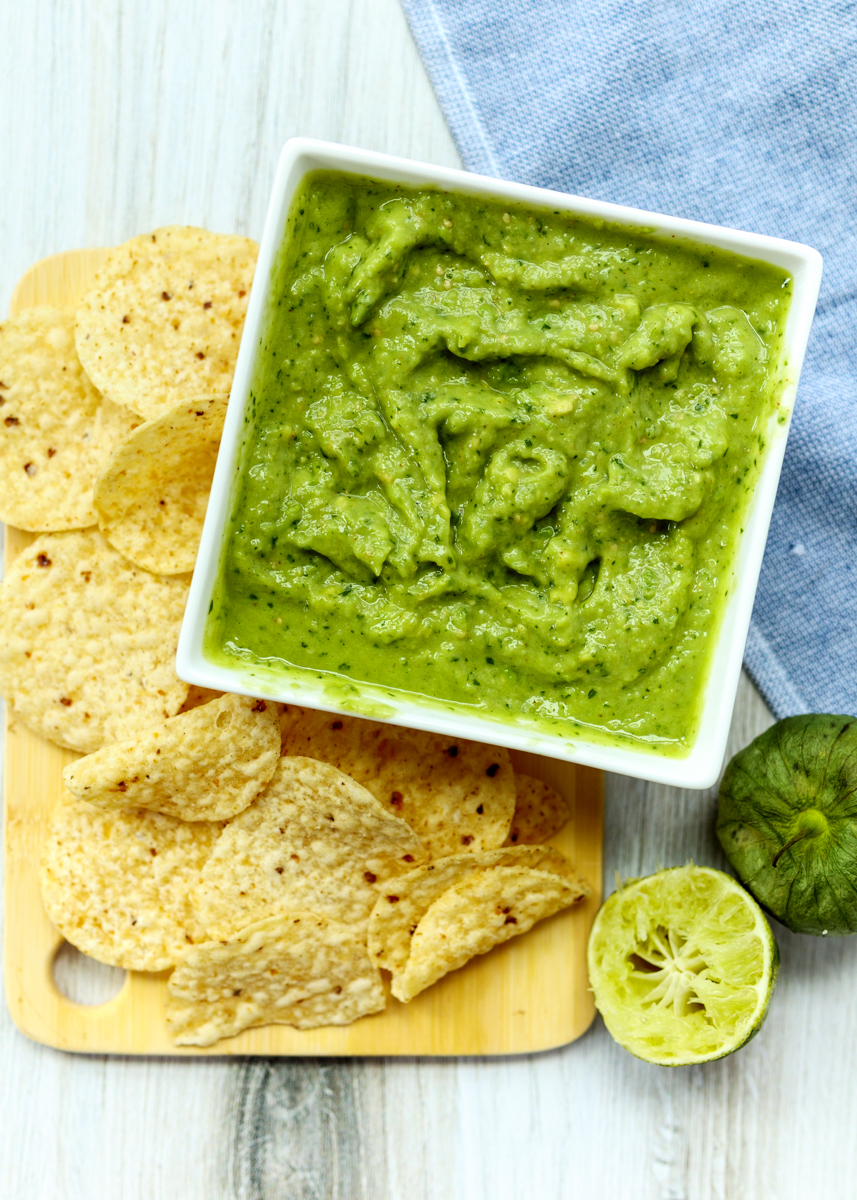 Tomatillo Guacamole