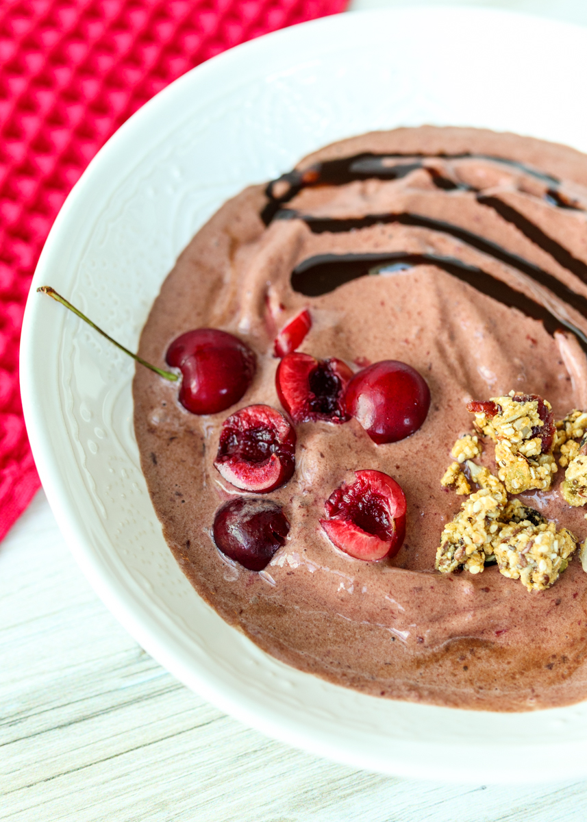 Chocolate Cherry Smoothie Bowl  |  Lemon & Mocha