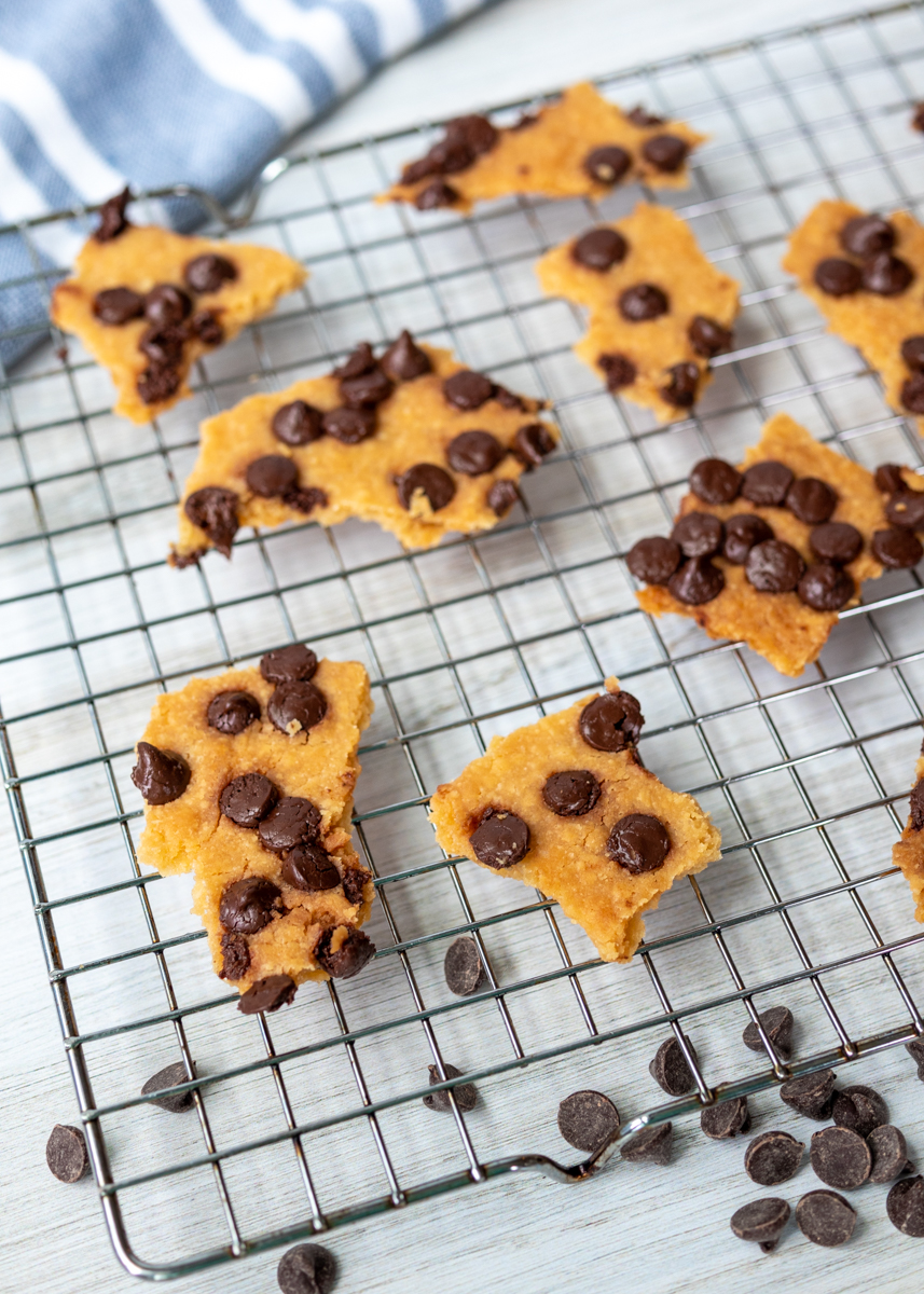 Chocolate Chip Cookie Brittle  |  Lemon & Mocha